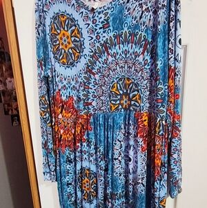 Blue Medallion-Print Long Sleeve Maxi Dress